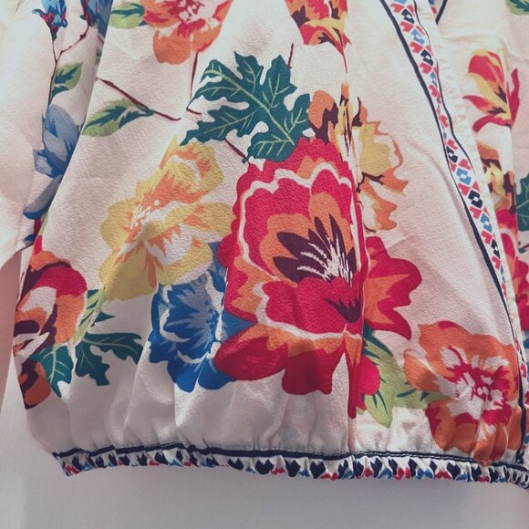 SHEIN Women's Cropped Elastic Flowy Floral Cross Over Front Size Med-Multi Col - Picture 7 of 16